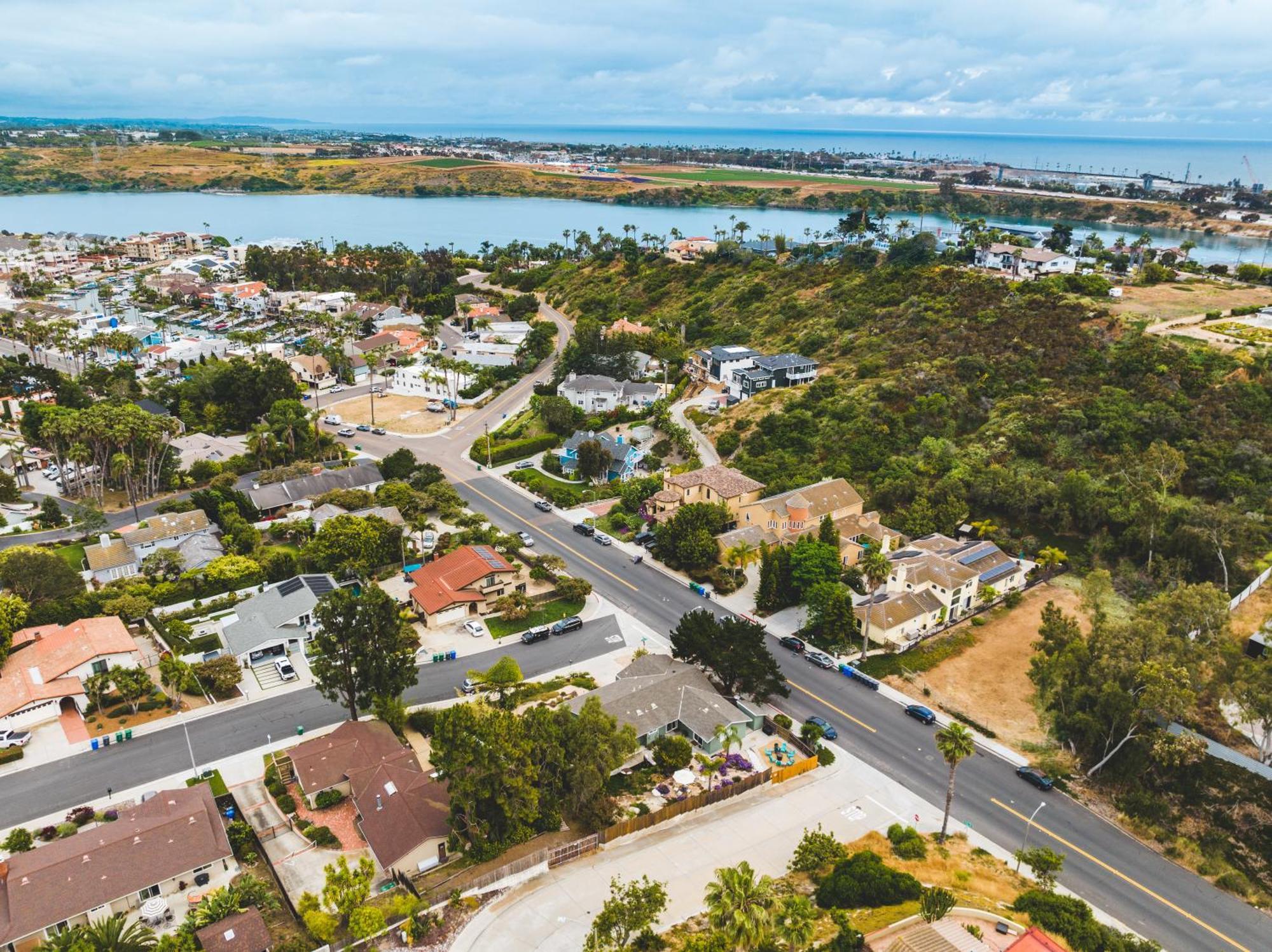 Carlsbad Tranquil Tier Garden Beach Home With Game Room Luaran gambar