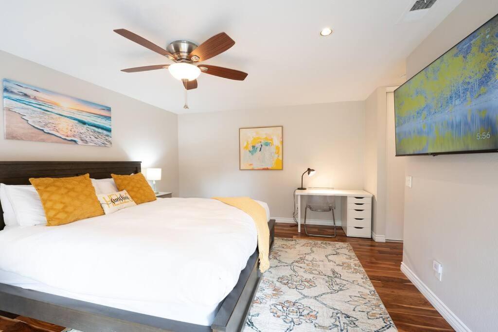 Carlsbad Tranquil Tier Garden Beach Home With Game Room Luaran gambar