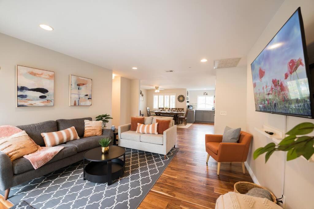 Carlsbad Tranquil Tier Garden Beach Home With Game Room Luaran gambar
