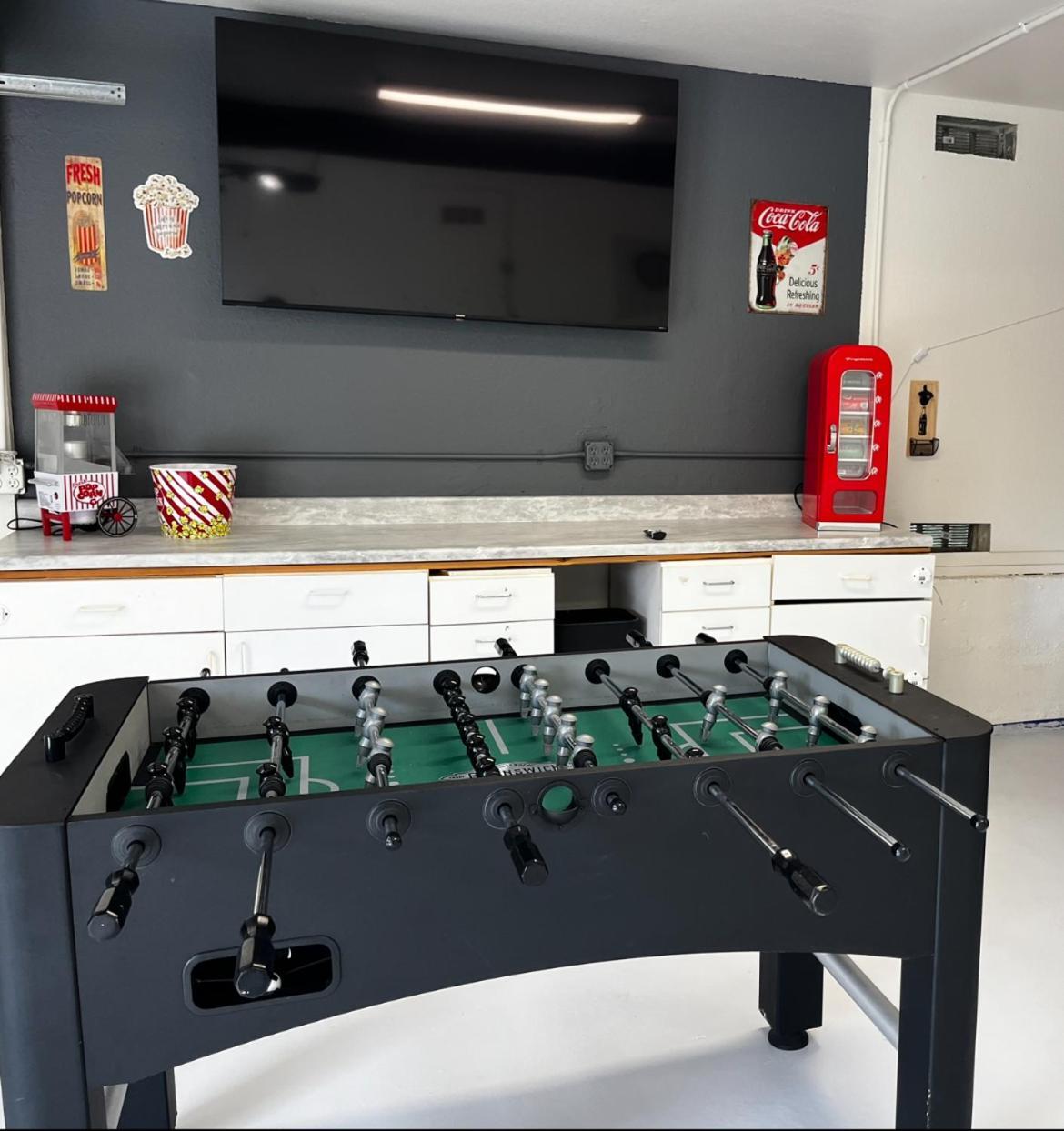 Carlsbad Tranquil Tier Garden Beach Home With Game Room Luaran gambar